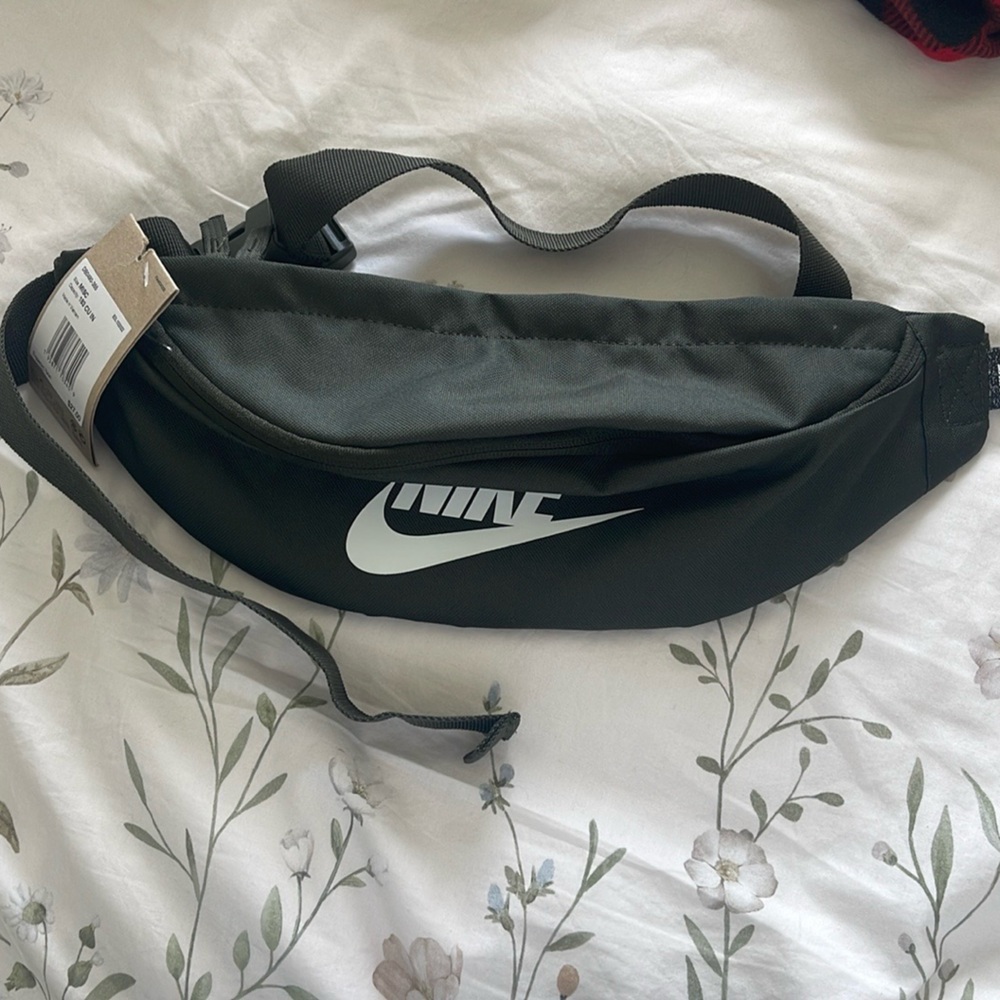 Cross body pouch